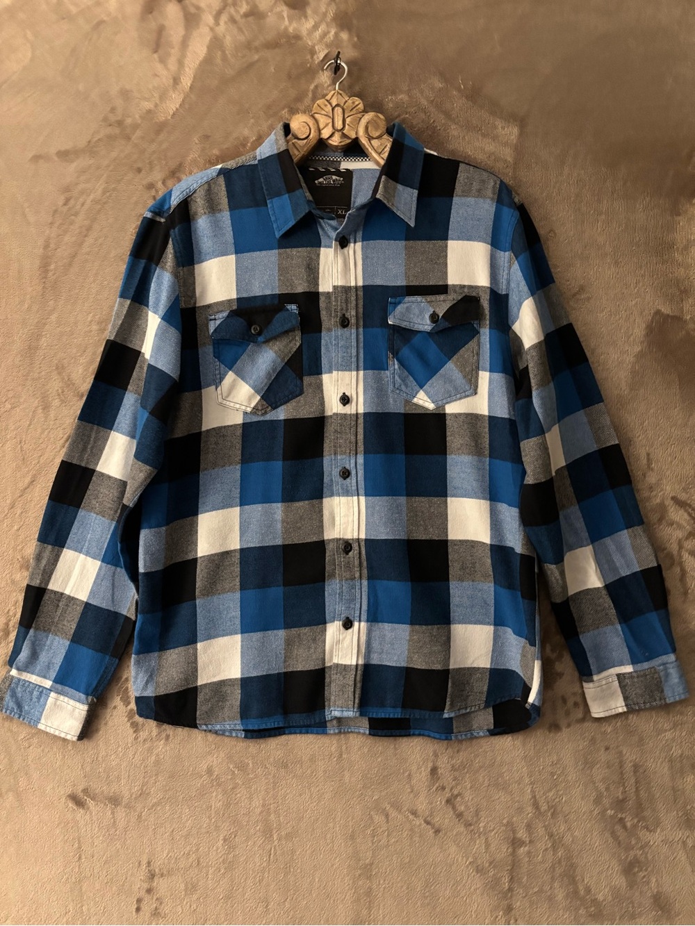 Vans Men's Blue/Black & White Plaid Long Sleeve Shirt Size XL